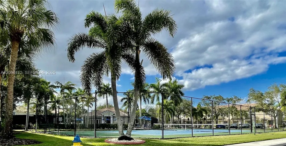 12171 SW 4th St Pembroke Pines, FL 33025