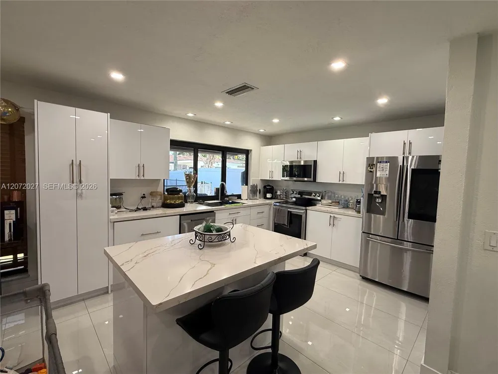 11450 NW 30th Pl Sunrise, FL 33323
