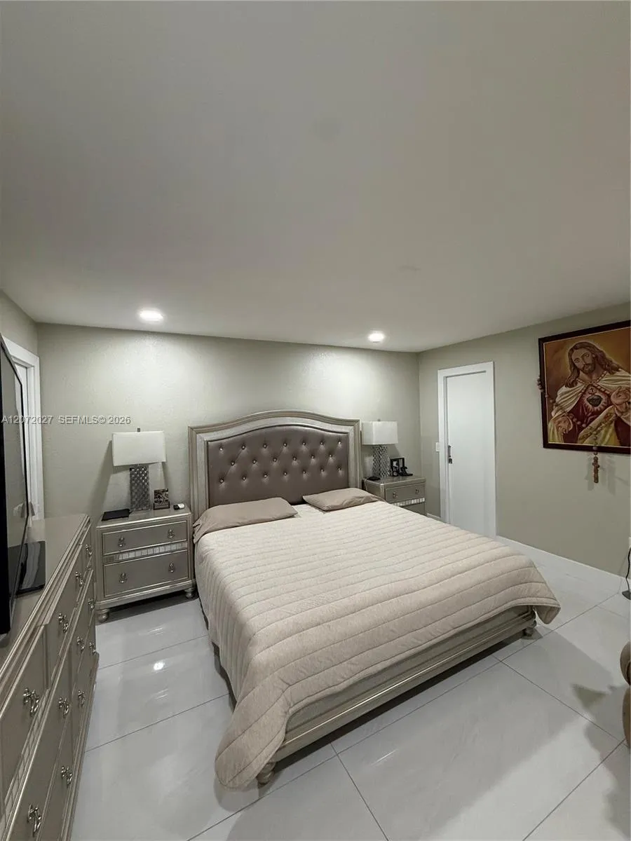11450 NW 30th Pl Sunrise, FL 33323
