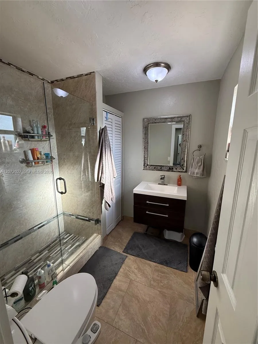 11450 NW 30th Pl Sunrise, FL 33323