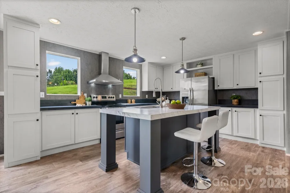 4223 Gouge Avenue Morganton, NC 28655