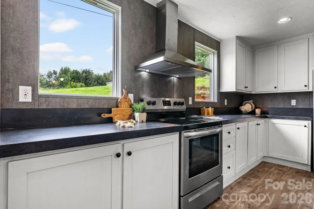 4223 Gouge Avenue Morganton, NC 28655