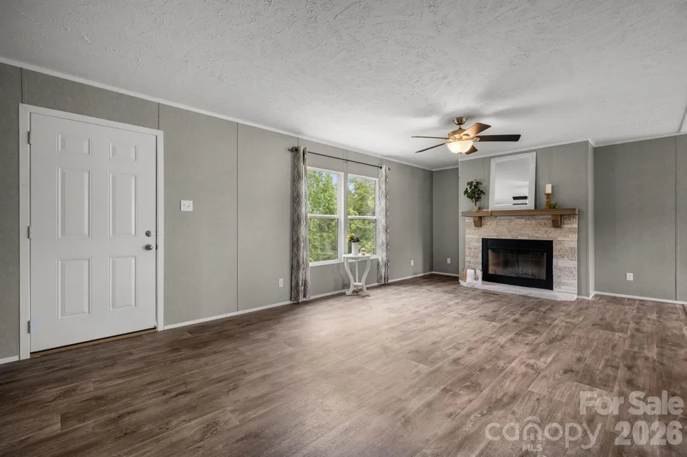 4223 Gouge Avenue Morganton, NC 28655