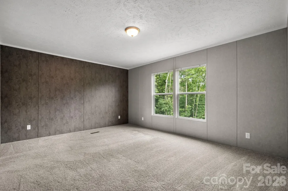 4223 Gouge Avenue Morganton, NC 28655