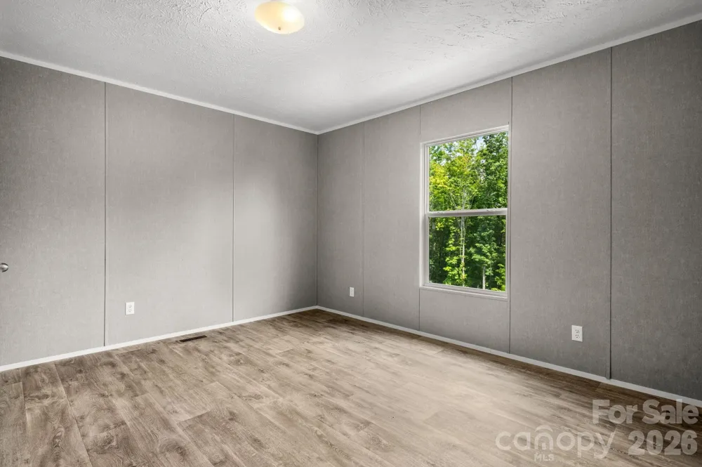 4223 Gouge Avenue Morganton, NC 28655