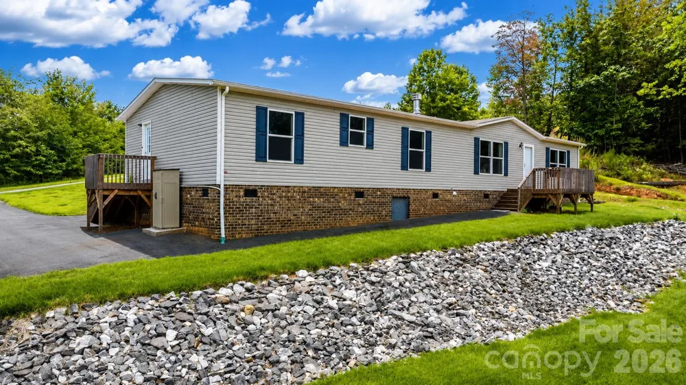 4223 Gouge Avenue Morganton, NC 28655