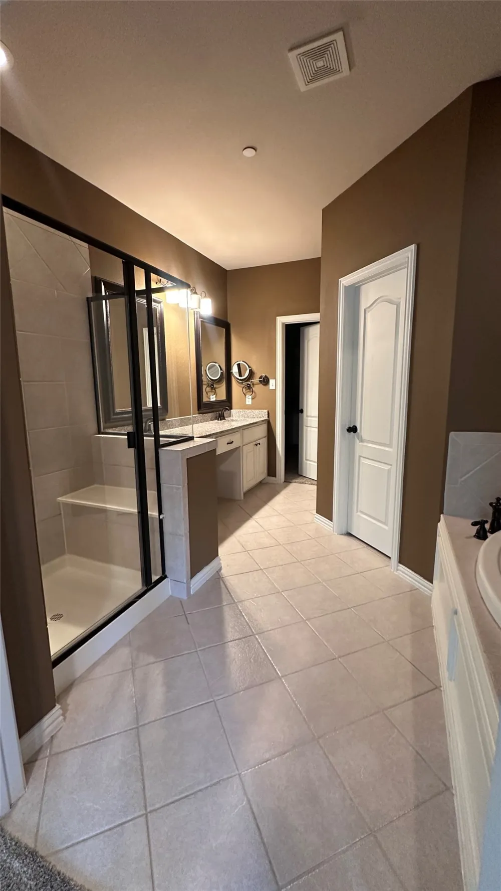 2500 Rockbrook Drive #A31 Lewisville, TX 75067