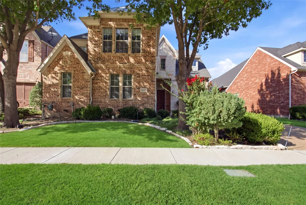 6925 Medallion Drive Plano, TX 75024