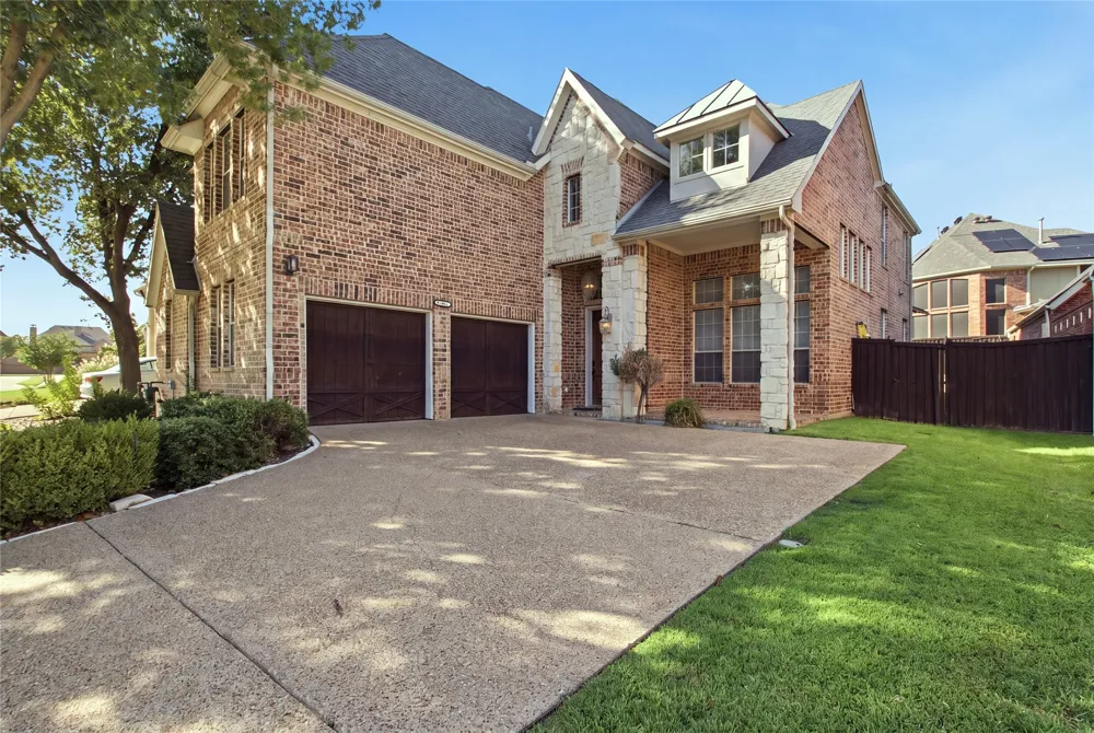 6925 Medallion Drive Plano, TX 75024