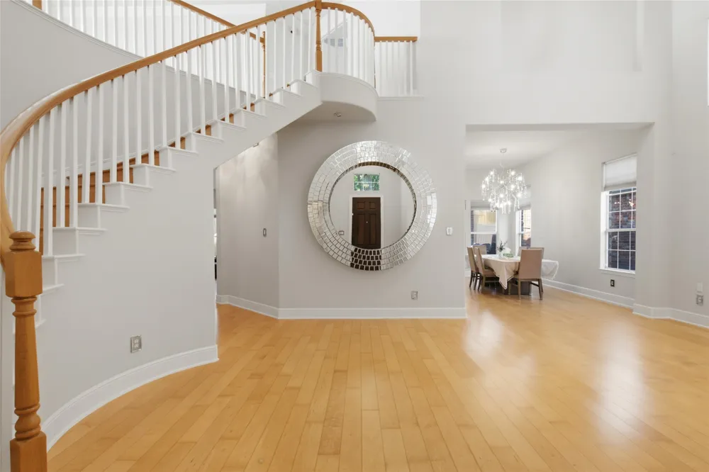 6925 Medallion Drive Plano, TX 75024