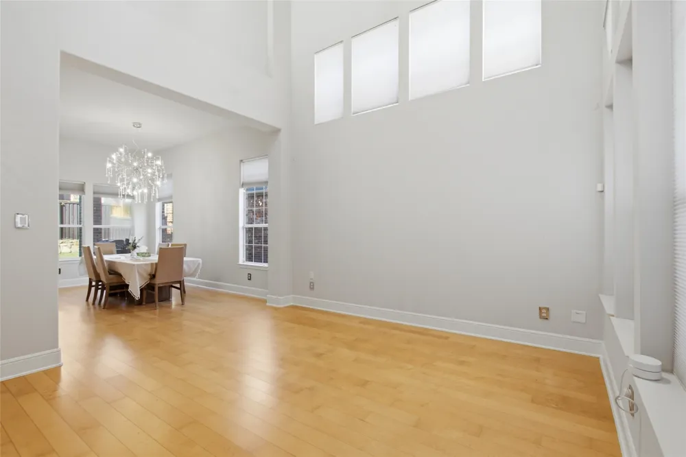 6925 Medallion Drive Plano, TX 75024