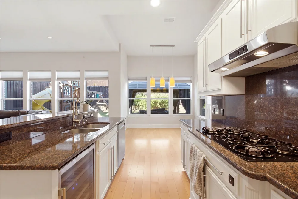 6925 Medallion Drive Plano, TX 75024