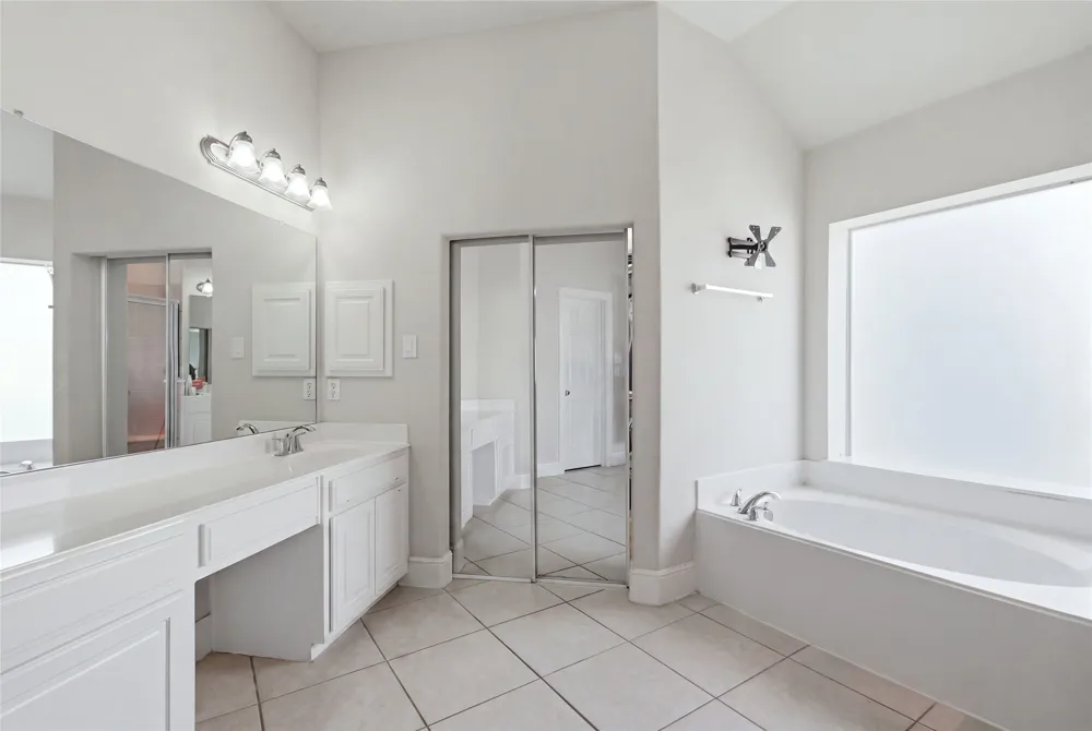 6925 Medallion Drive Plano, TX 75024