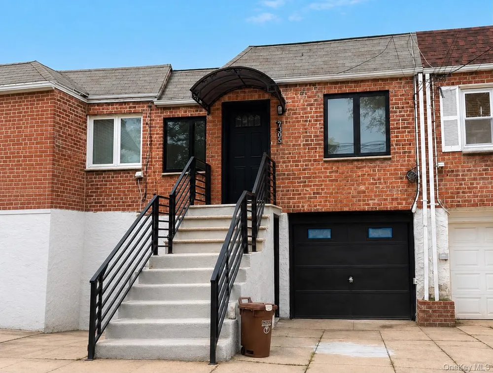 73-05 Cook Avenue Middle Village, NY 11379