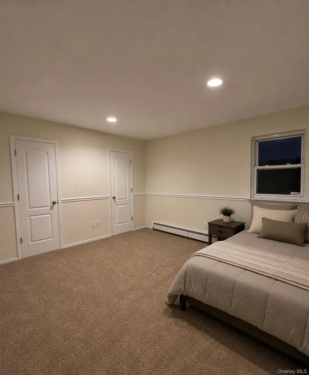 143 E Parkview Drive Shirley, NY 11967