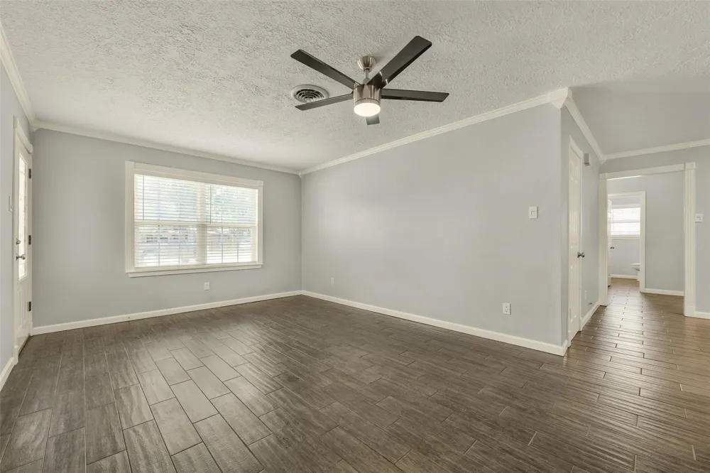 1125 Grace Street Deer Park, TX 77536