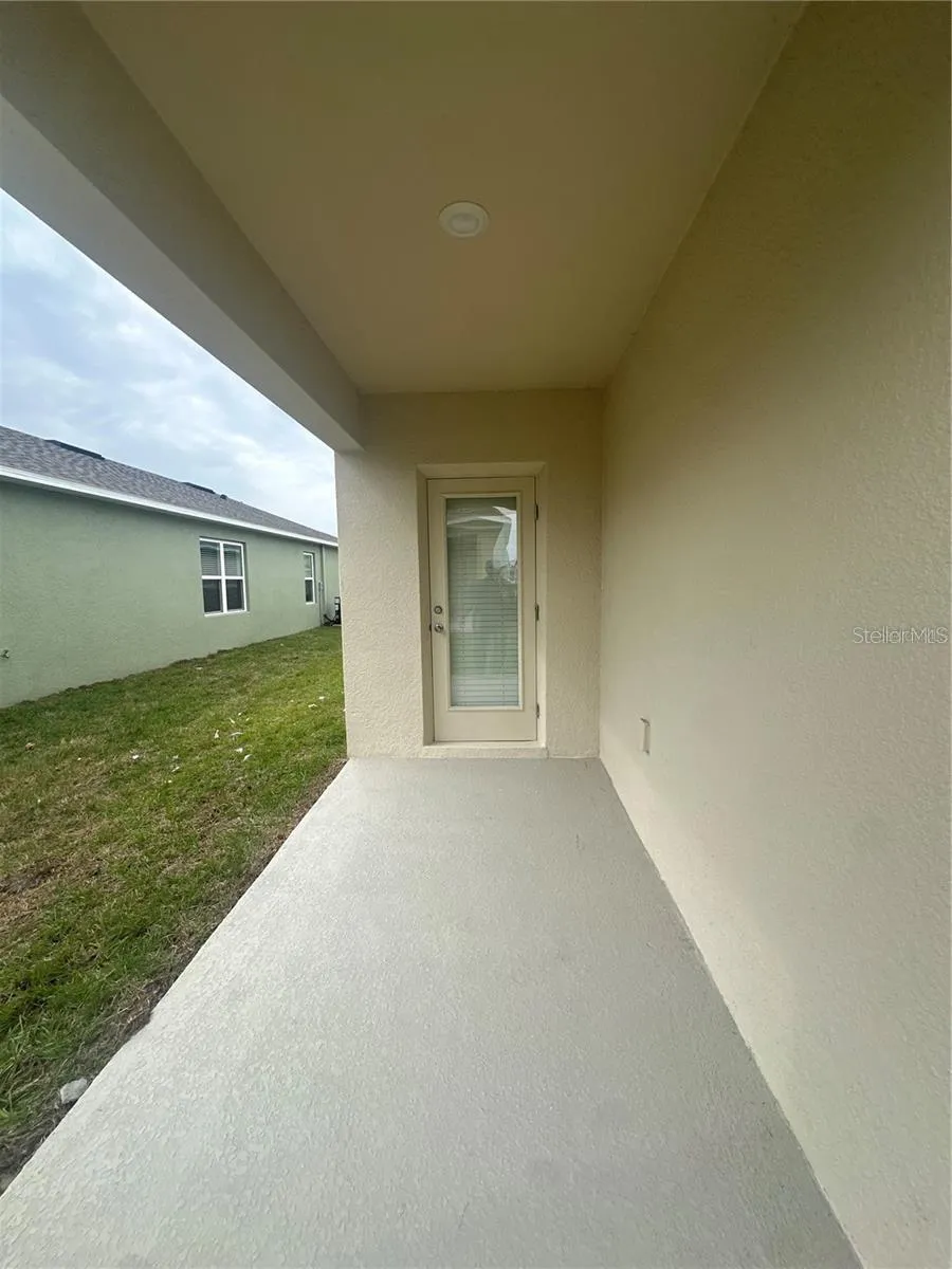 4667 OSTERO ST Winter Haven, FL 33884
