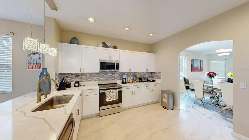 2108 ANCIENT OAK DRIVE Ocoee, FL 34761