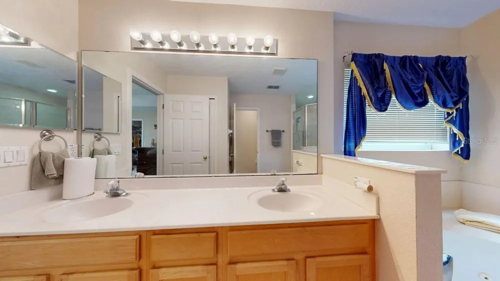 2108 ANCIENT OAK DRIVE Ocoee, FL 34761