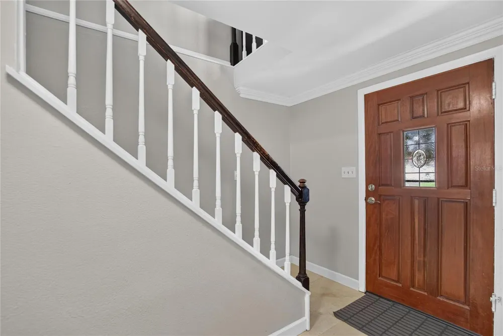 10718 DRUMMOND RD Tampa, FL 33615