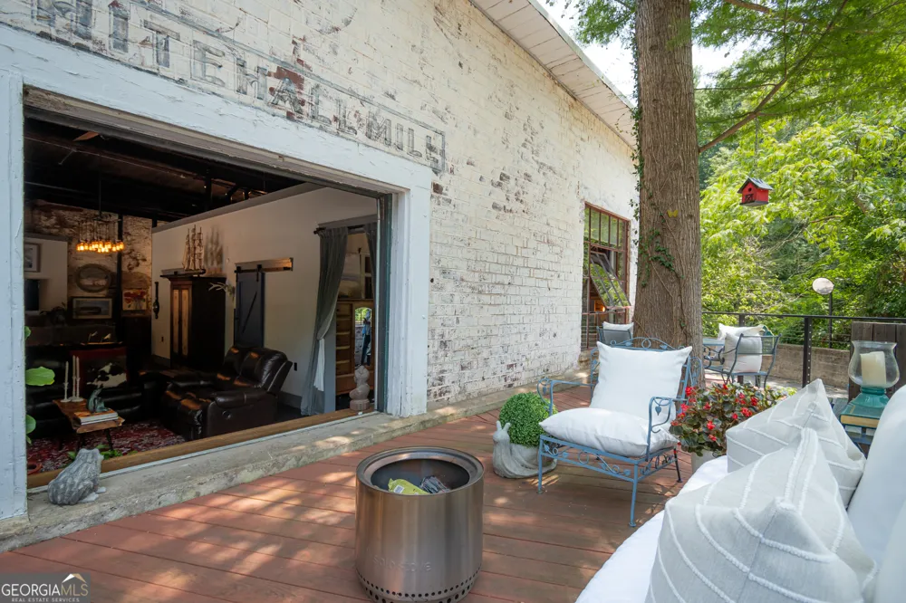 585 White CIR Athens, GA 30605