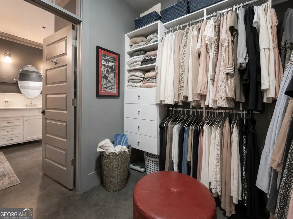 585 White CIR Athens, GA 30605
