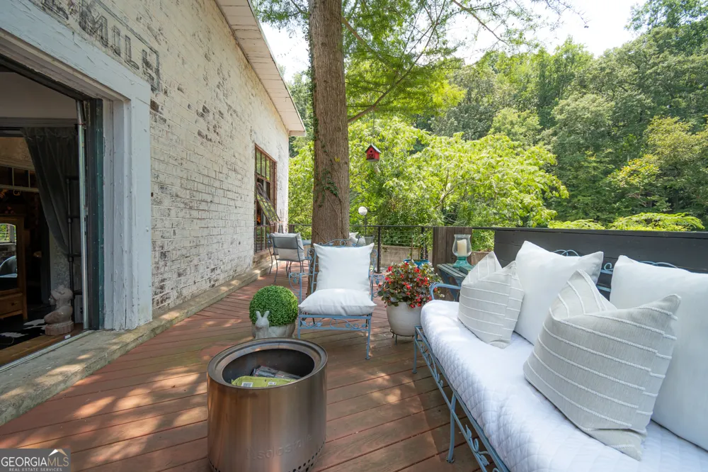 585 White CIR Athens, GA 30605