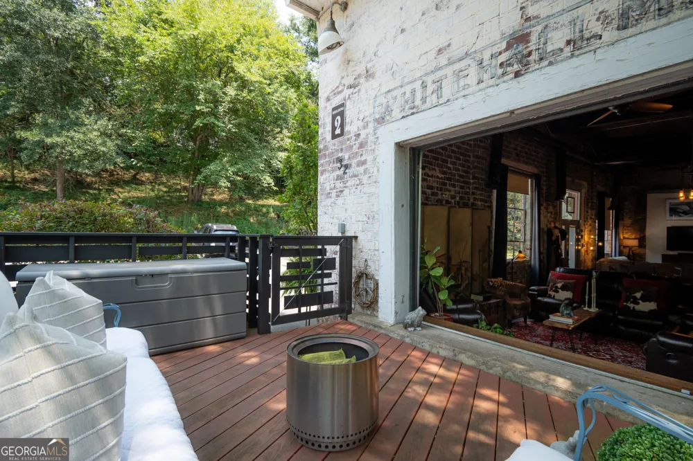 585 White CIR Athens, GA 30605