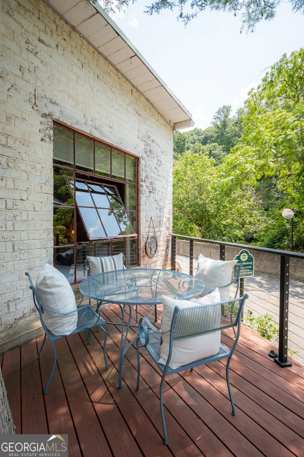 585 White CIR Athens, GA 30605