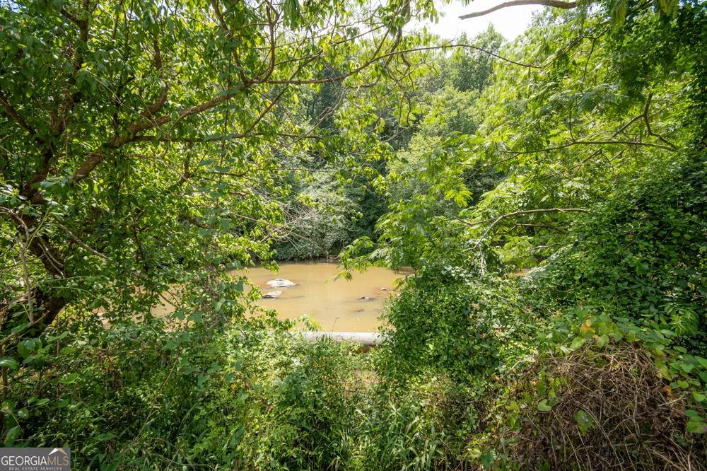 585 White CIR Athens, GA 30605