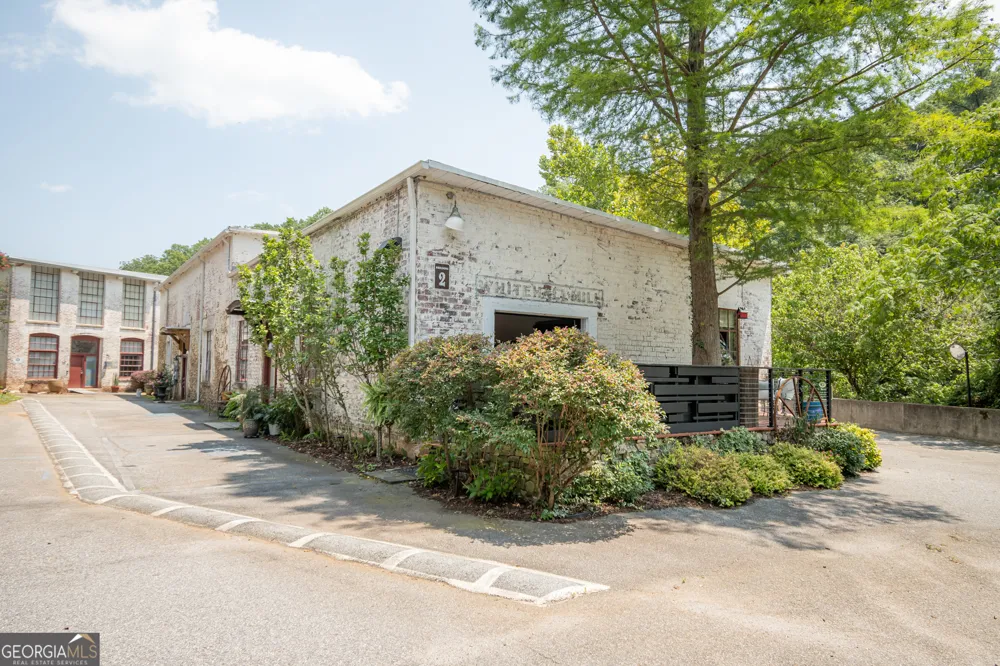 585 White CIR Athens, GA 30605