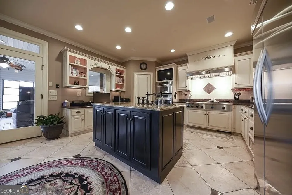 1818 Stoney Crest DR Elberton, GA 30635