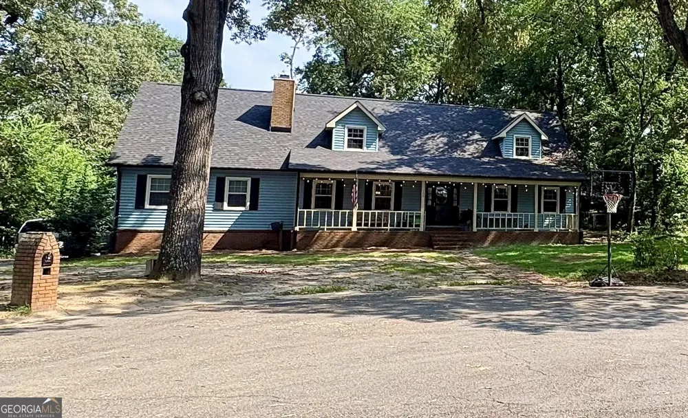 102 Alpine CT Warner Robins, GA 31088