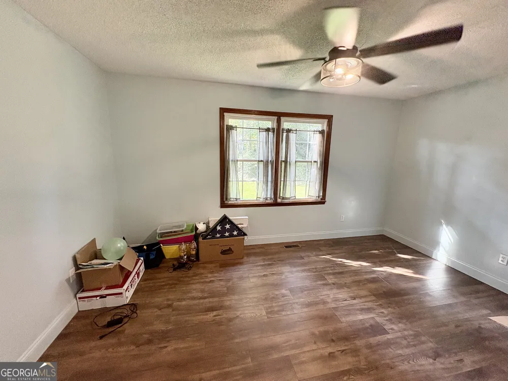 102 Alpine CT Warner Robins, GA 31088