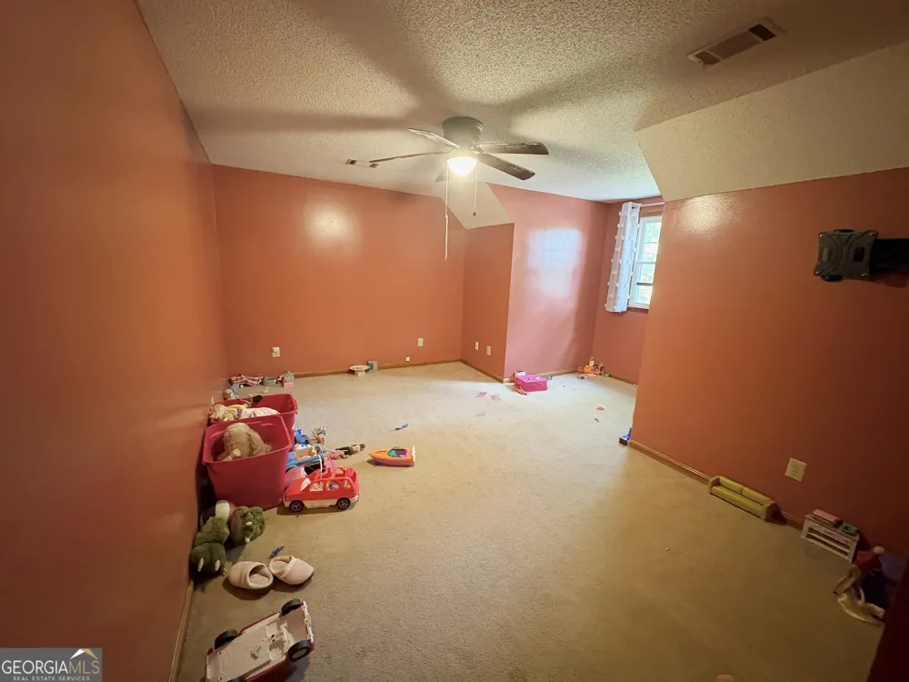 102 Alpine CT Warner Robins, GA 31088
