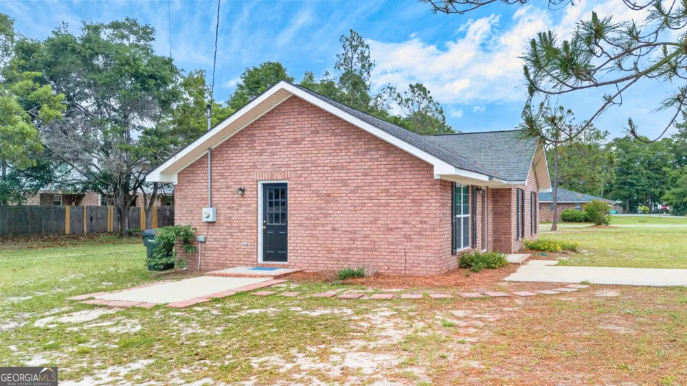 106 Nelson ST Reidsville, GA 30453