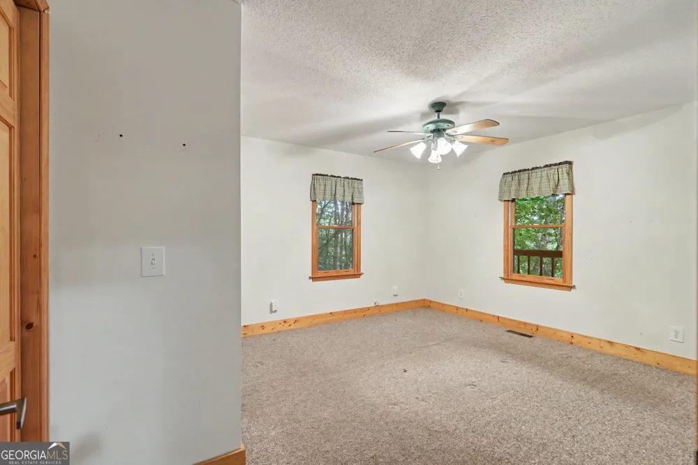 659 Potomac DR Tiger, GA 30576