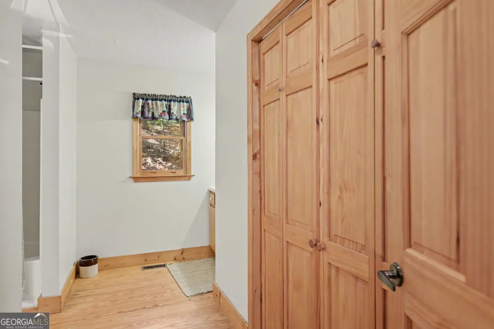 659 Potomac DR Tiger, GA 30576