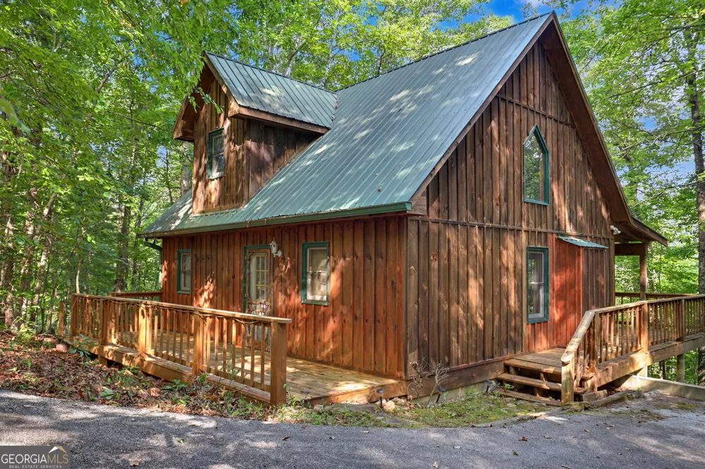 659 Potomac DR Tiger, GA 30576