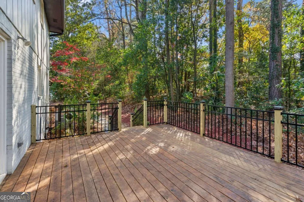 4894 Macbain LN Dunwoody, GA 30360