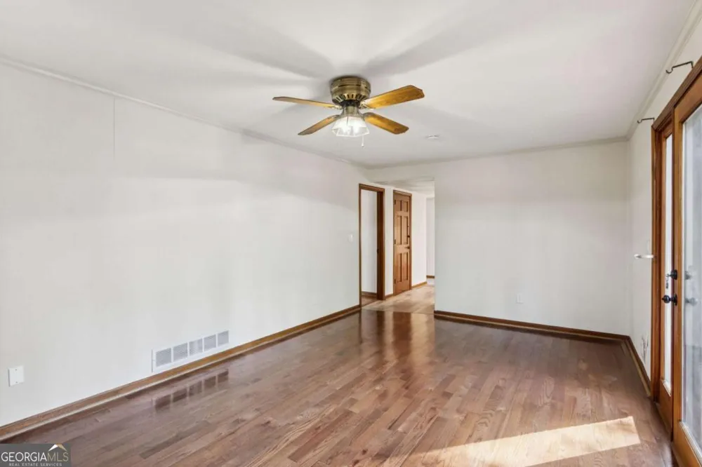 4894 Macbain LN Dunwoody, GA 30360
