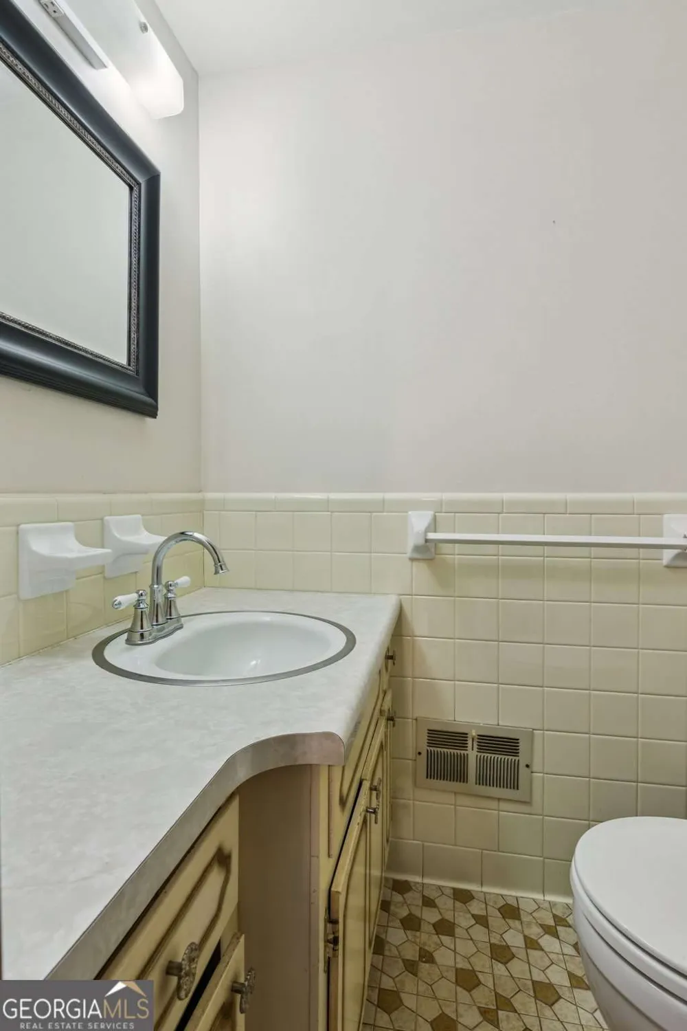 4894 Macbain LN Dunwoody, GA 30360