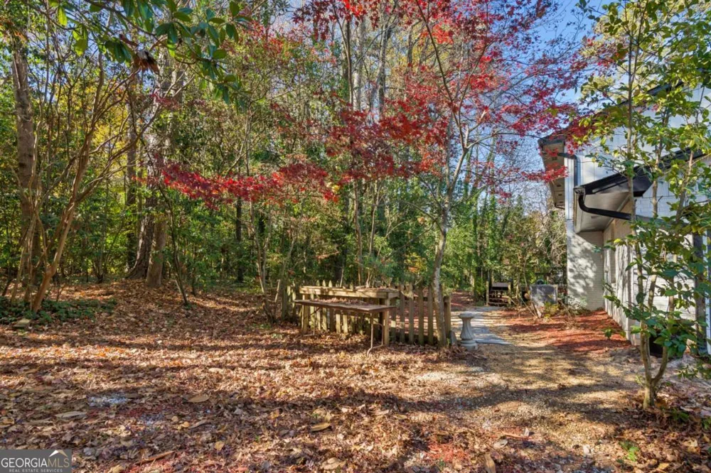 4894 Macbain LN Dunwoody, GA 30360