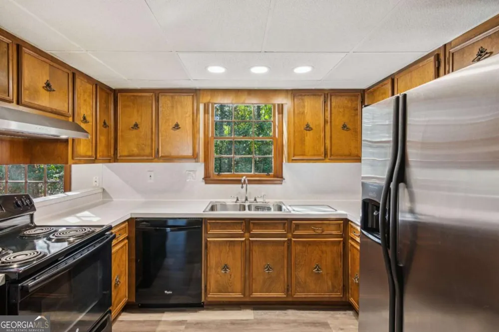 4894 Macbain LN Dunwoody, GA 30360
