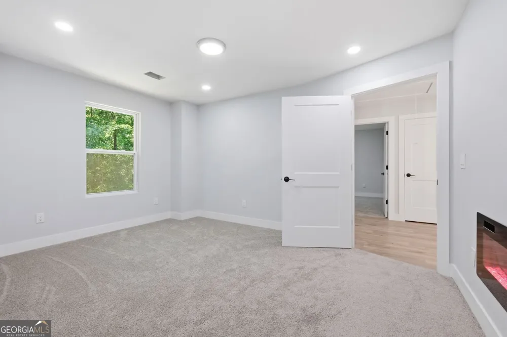 3851 Twin Ridge LN Ellenwood, GA 30294