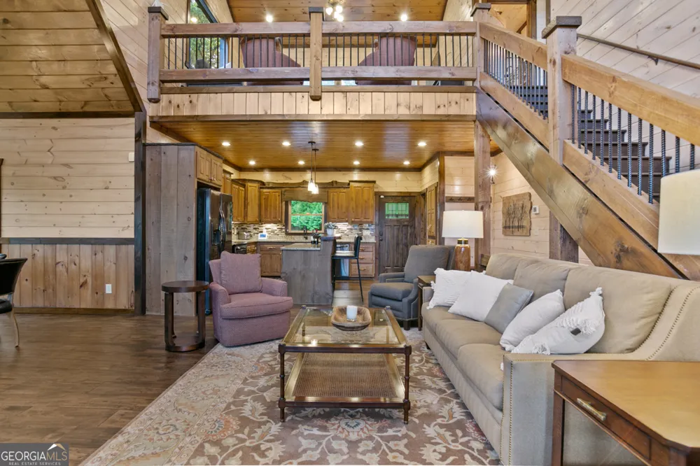 231 Kyle RD Blue Ridge, GA 30513