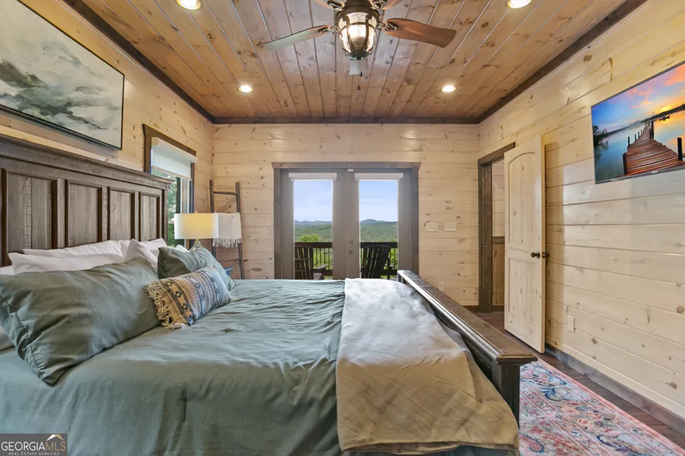 231 Kyle RD Blue Ridge, GA 30513