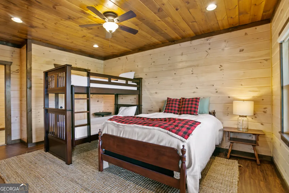 231 Kyle RD Blue Ridge, GA 30513