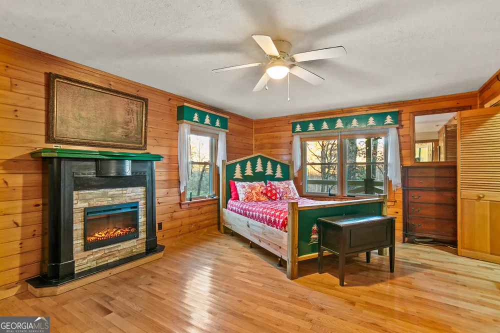 101 Harper Valley RD Ellijay, GA 30540