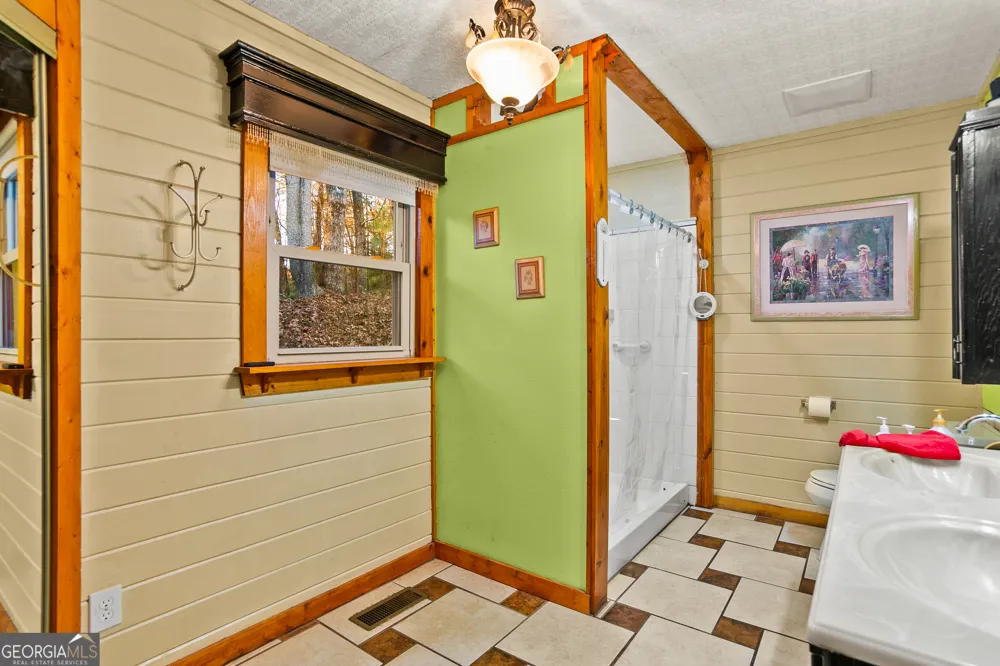 101 Harper Valley RD Ellijay, GA 30540